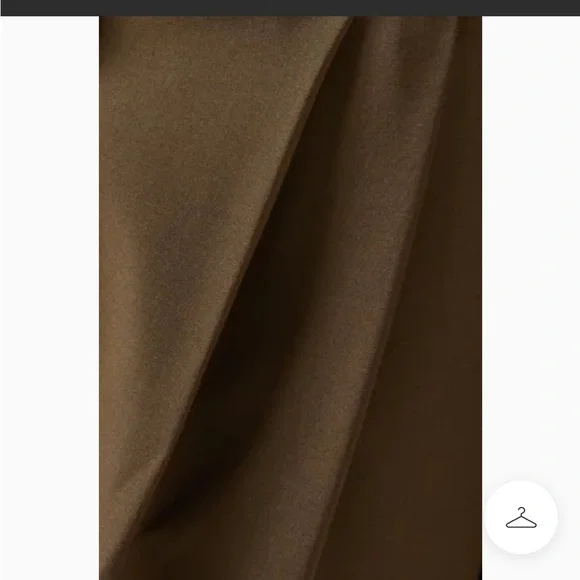 The Frankie Shop
Brown Bea Straight-leg. Size XS L 23" Cropped - Picture 5 of 17